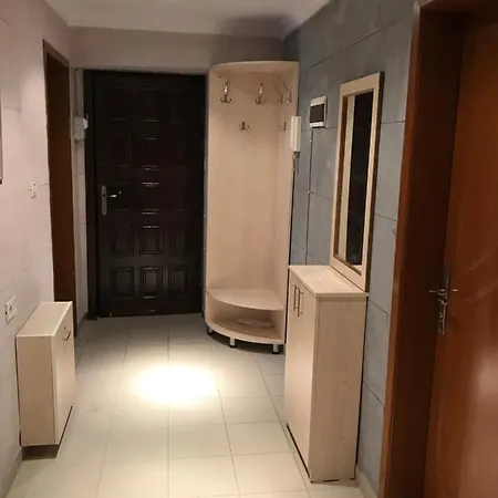 Julia's Apartament * كورتشي
